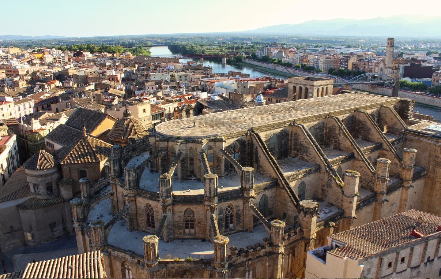 Catedral de Santa Maria de Tortosa a vista d'ocell