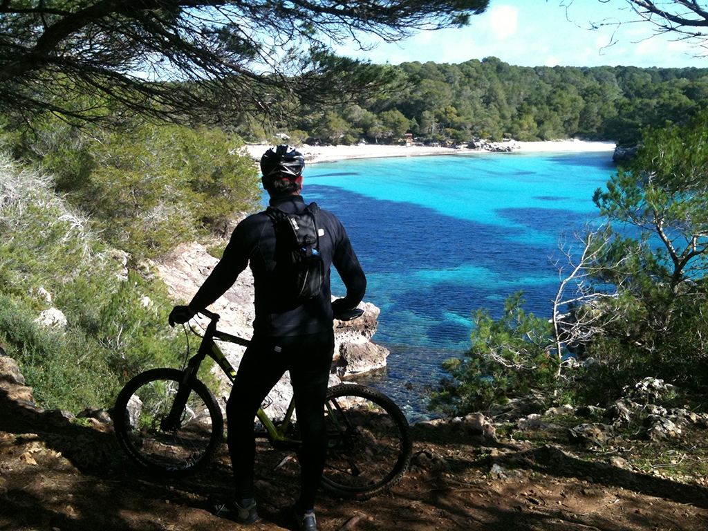 Anem per Menorca amb bicicleta.