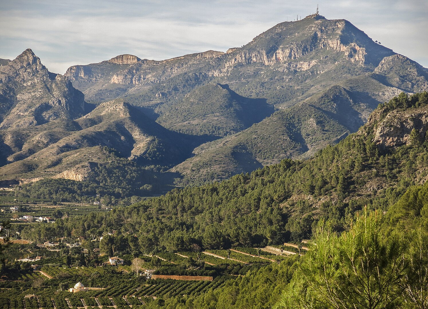 El Morabet, la serra Falconera i el Mondúber