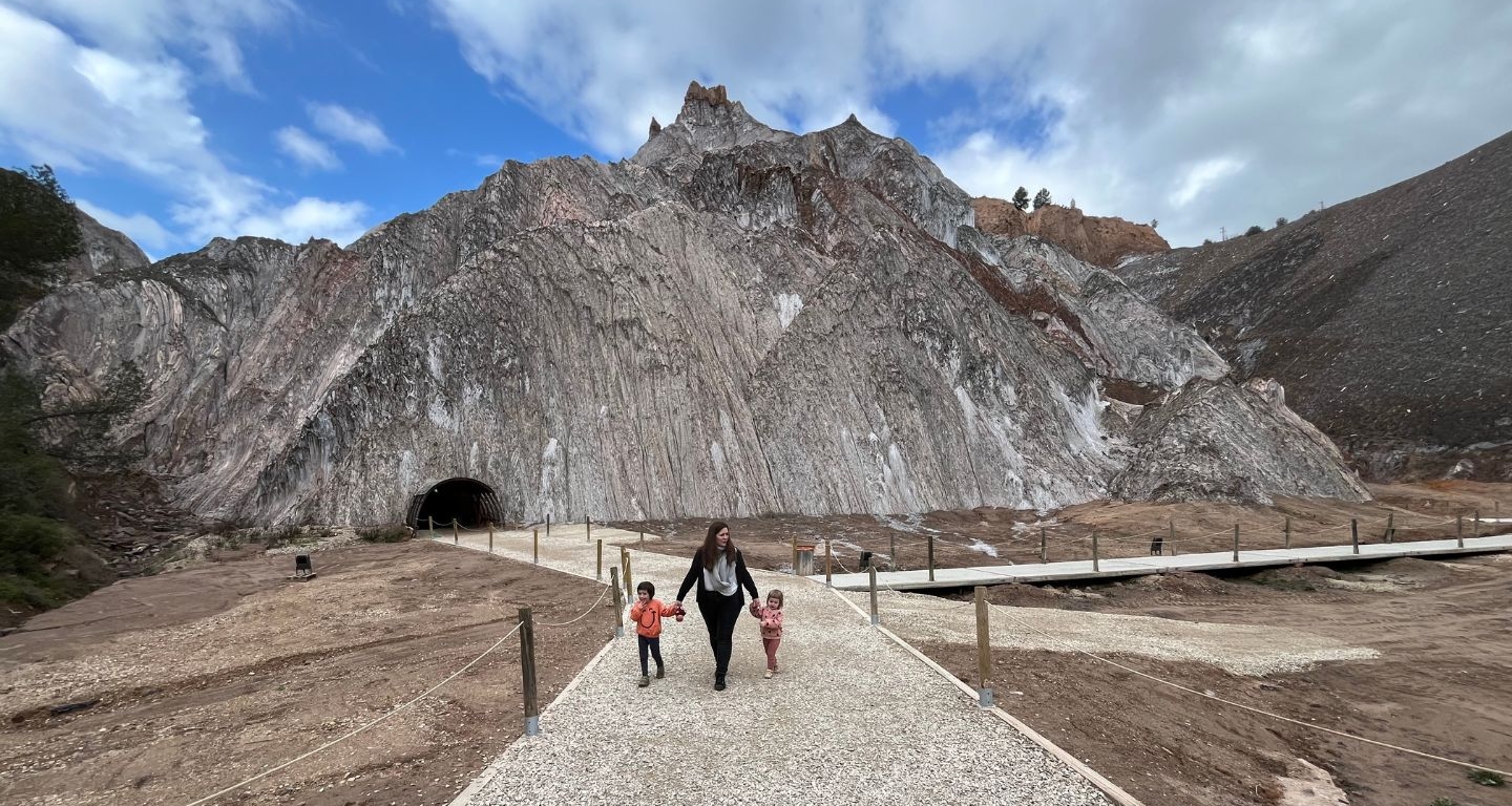 La muntanya de la sal és un diapir de 2 quilòmetres de profunditat