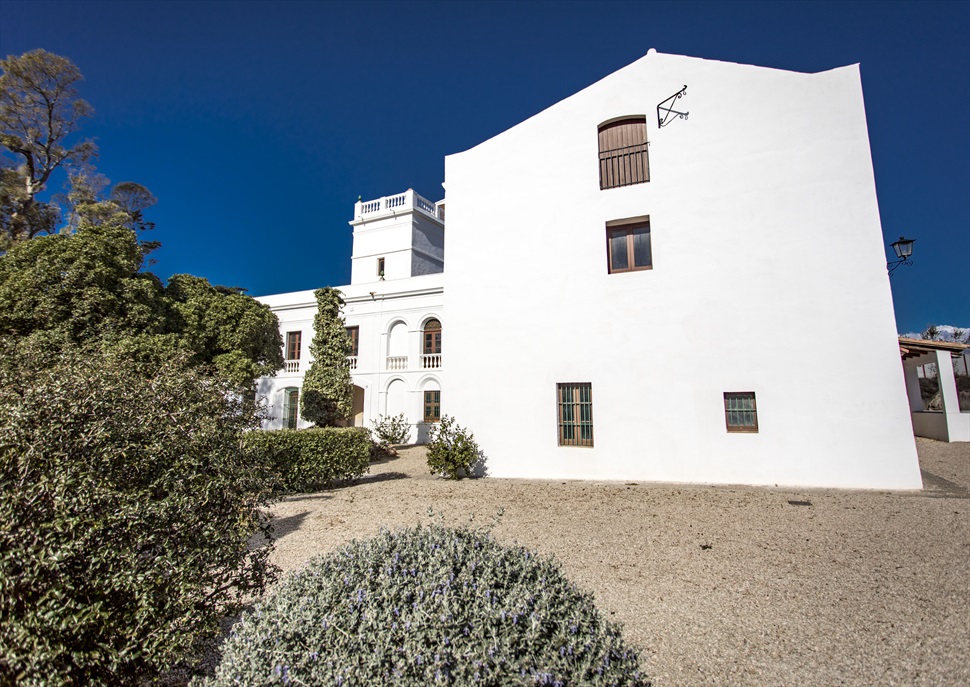 La façana de Mas Miró