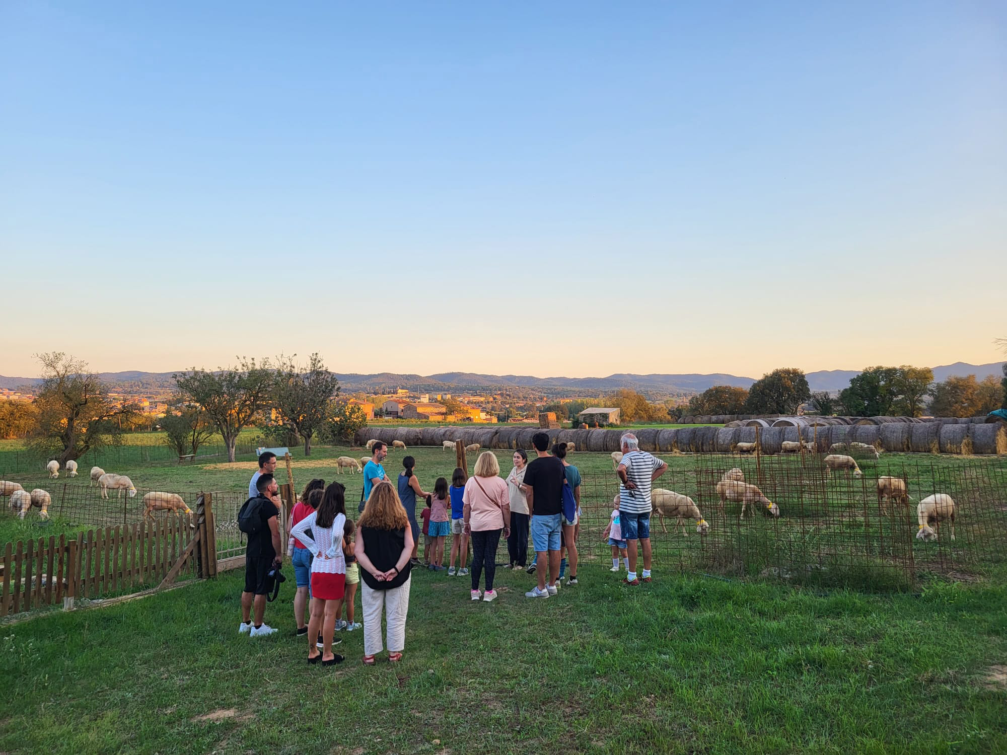 Una de les visites ramaderes de 'Benvinguts a Pagès'