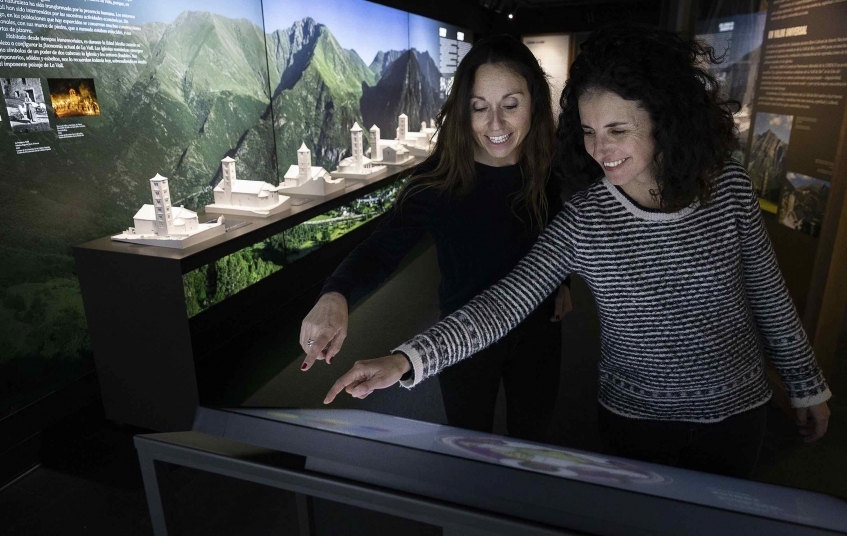 El Centre del Romànic dona les claus per conèixer i entendre el conjunt d’esglésies romàniques de la vall de Boí. El Centre del Romànic dona les claus per conèixer i entendre el conjunt d’esglésies romàniques de la vall de Boí.