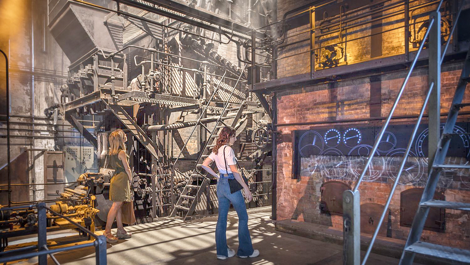 Diferents peces audiovisuals expliquen el passat de la Tèrmica a l’antiga fàbrica Roca Umbert.