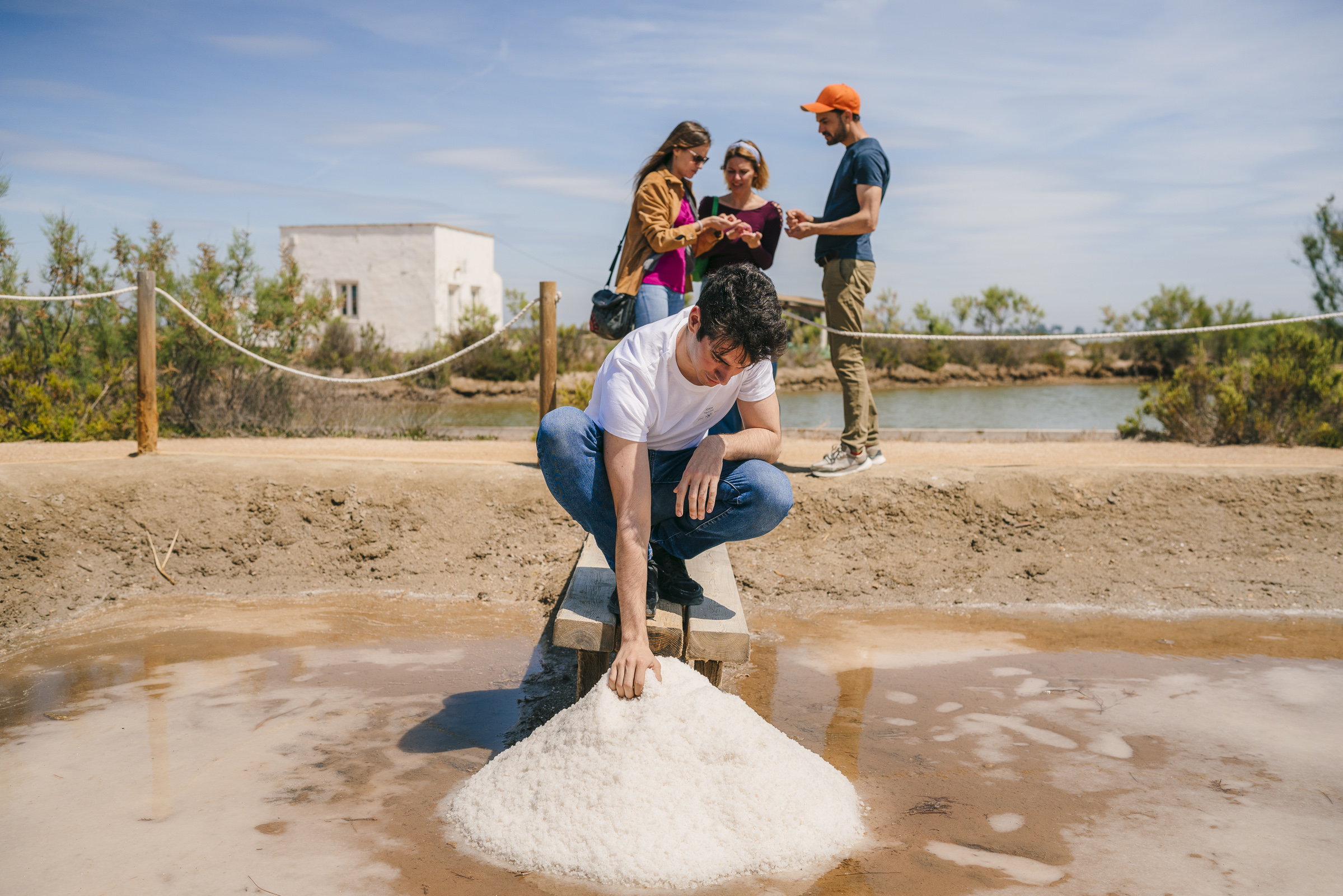 Les salines són un dels emblemes de MónNatura Delta