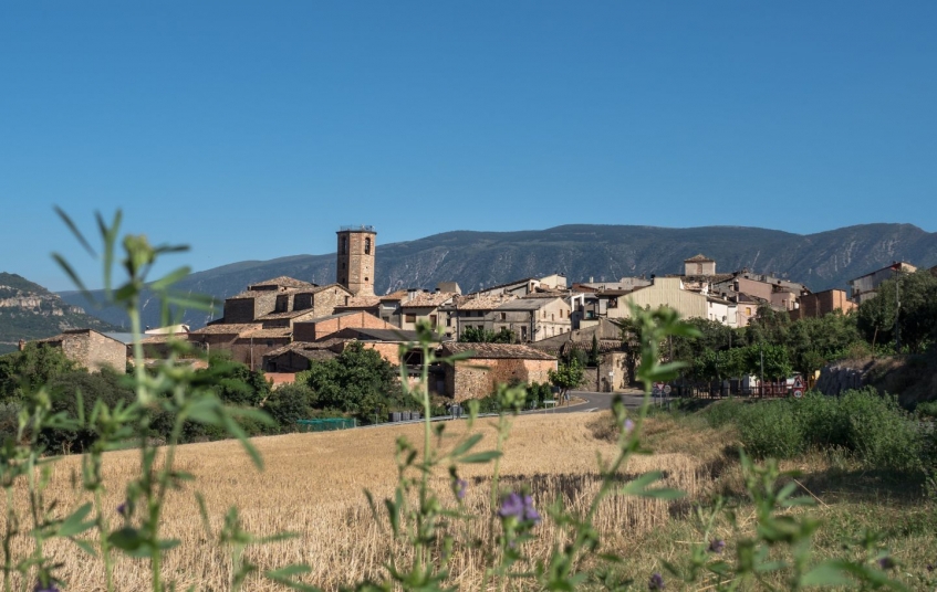Guàrdia de Noguera és la vila capital del municipi de Castell de Mur i conserva cases d'estil renaixentista Guàrdia de Noguera és la vila capital del municipi de Castell de Mur i conserva cases d'estil renaixentista