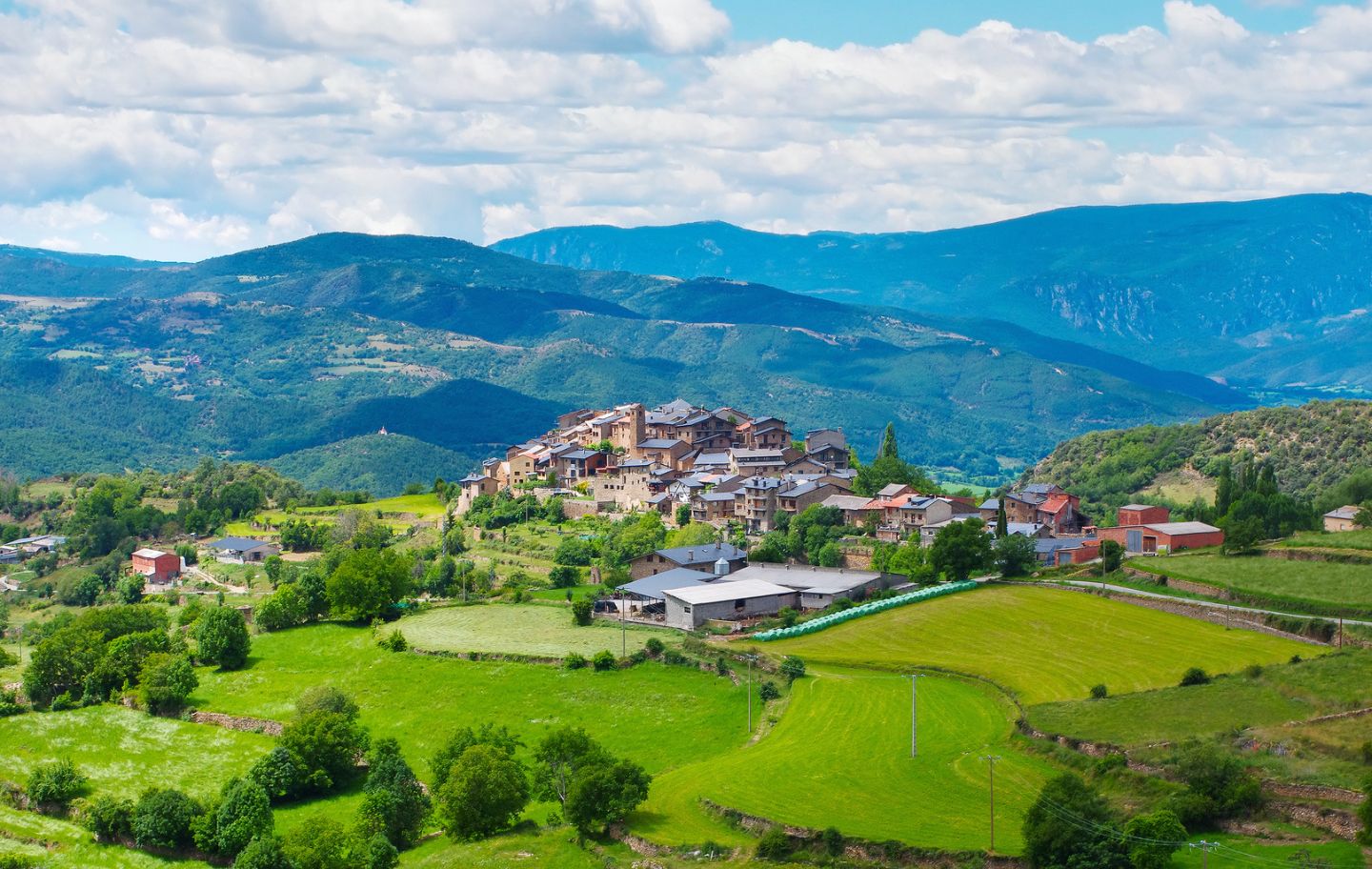 Estamariu és un poble de l'Alt Urgell amb unes vistes impressionants al Cadí